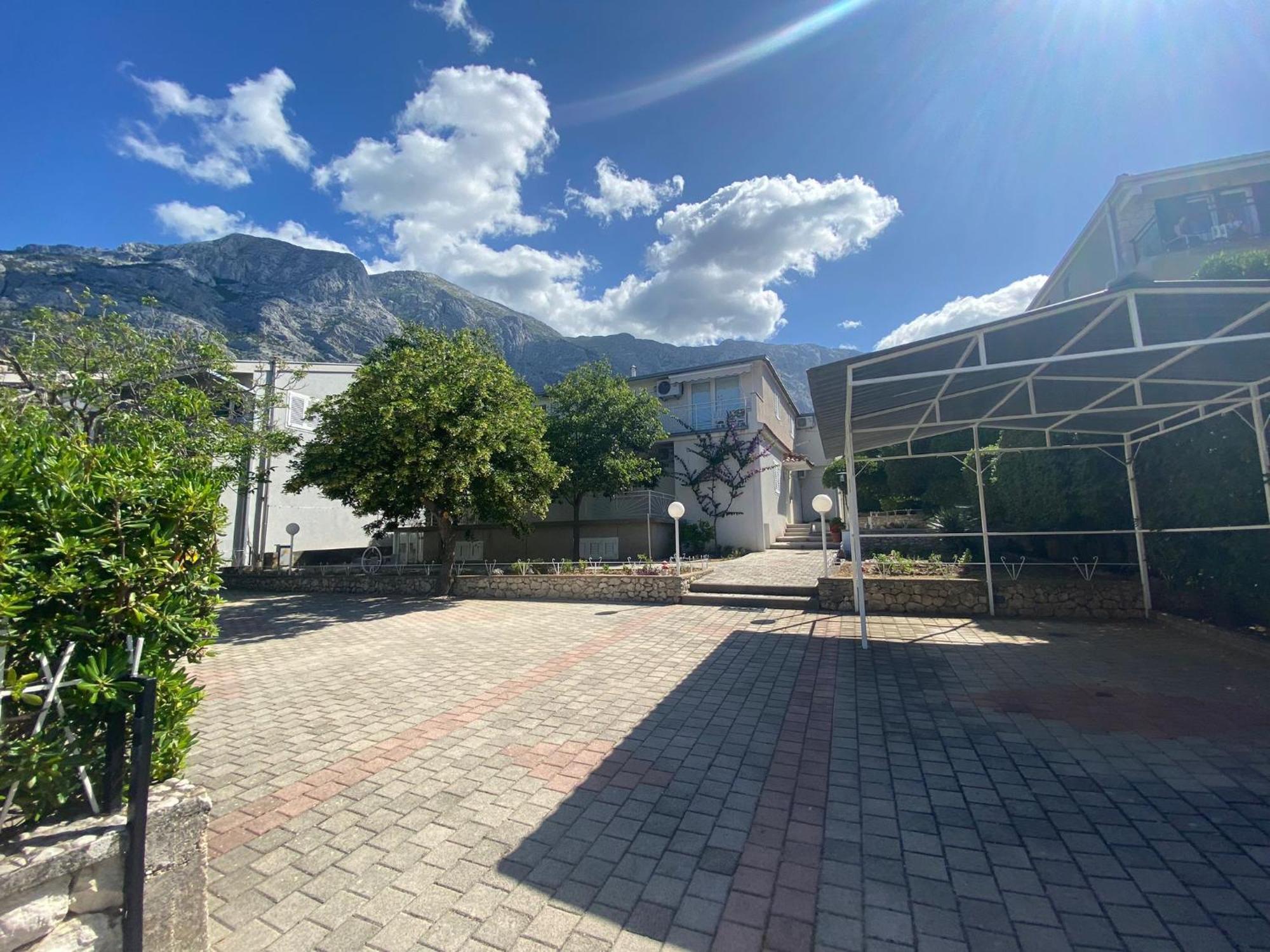 Apartmani Mare Baška Voda Zewnętrze zdjęcie